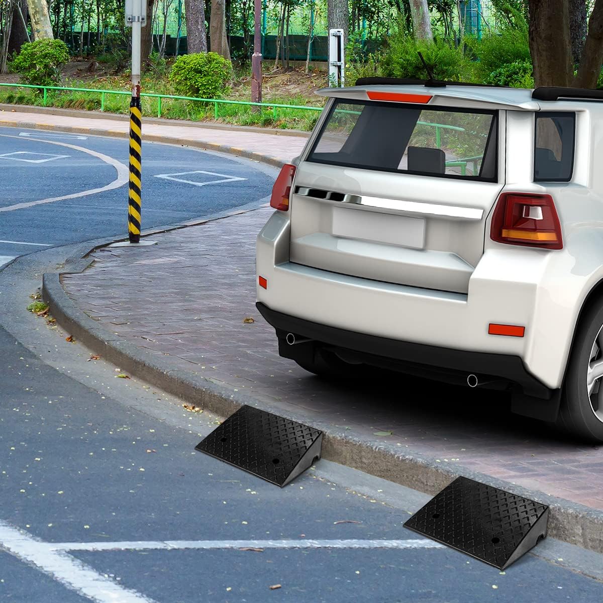 Rubber Curb Ramps, 6 H x 19 W, Pack of 2 I724