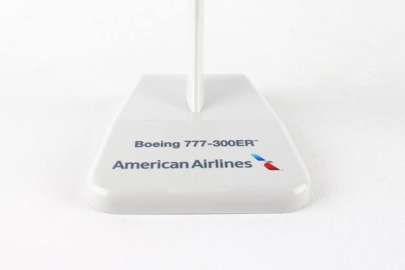 Boeing 777-300ER American Airlines WiFi with Radome J2033
