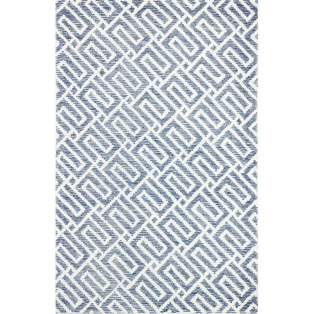 Ivory and Blue 7'6" x 9'6" Area Rug L98956