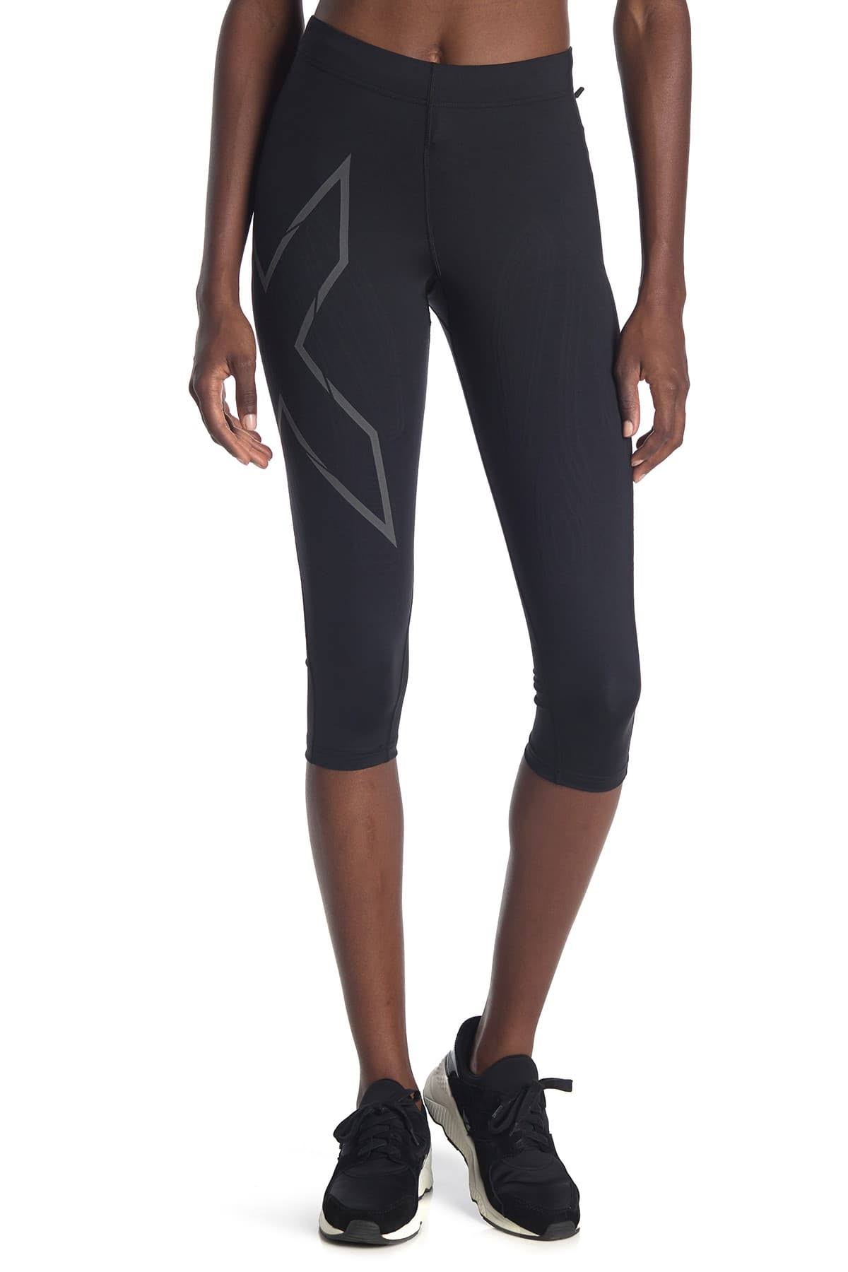 Black Compression 3/4 Tight Z41364