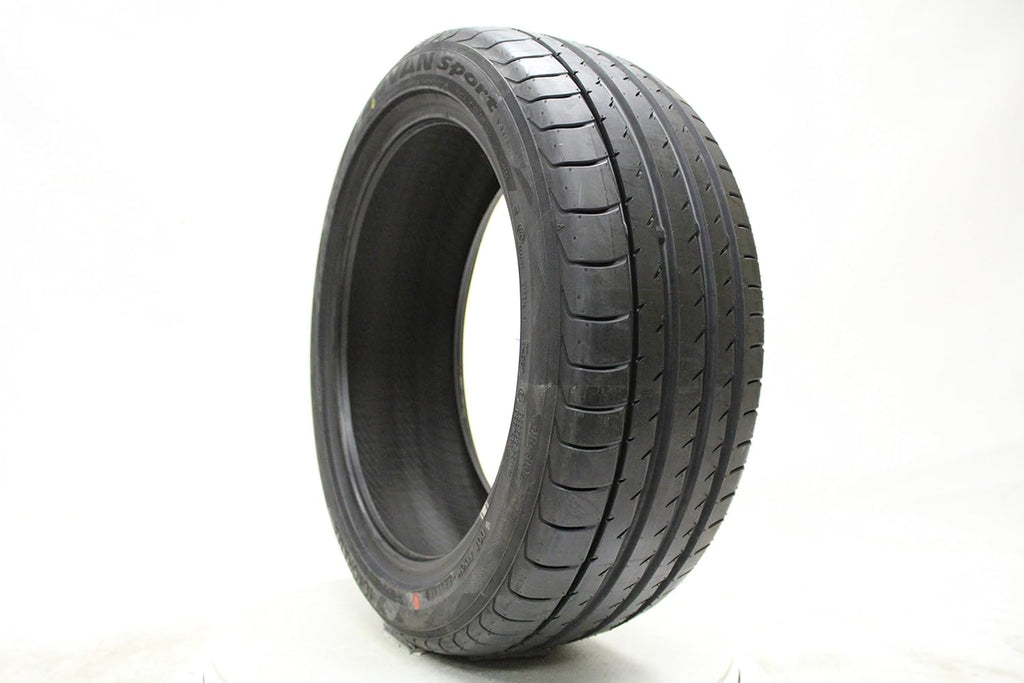 Performance Tire 235/50ZR18 101 Y Q12513
