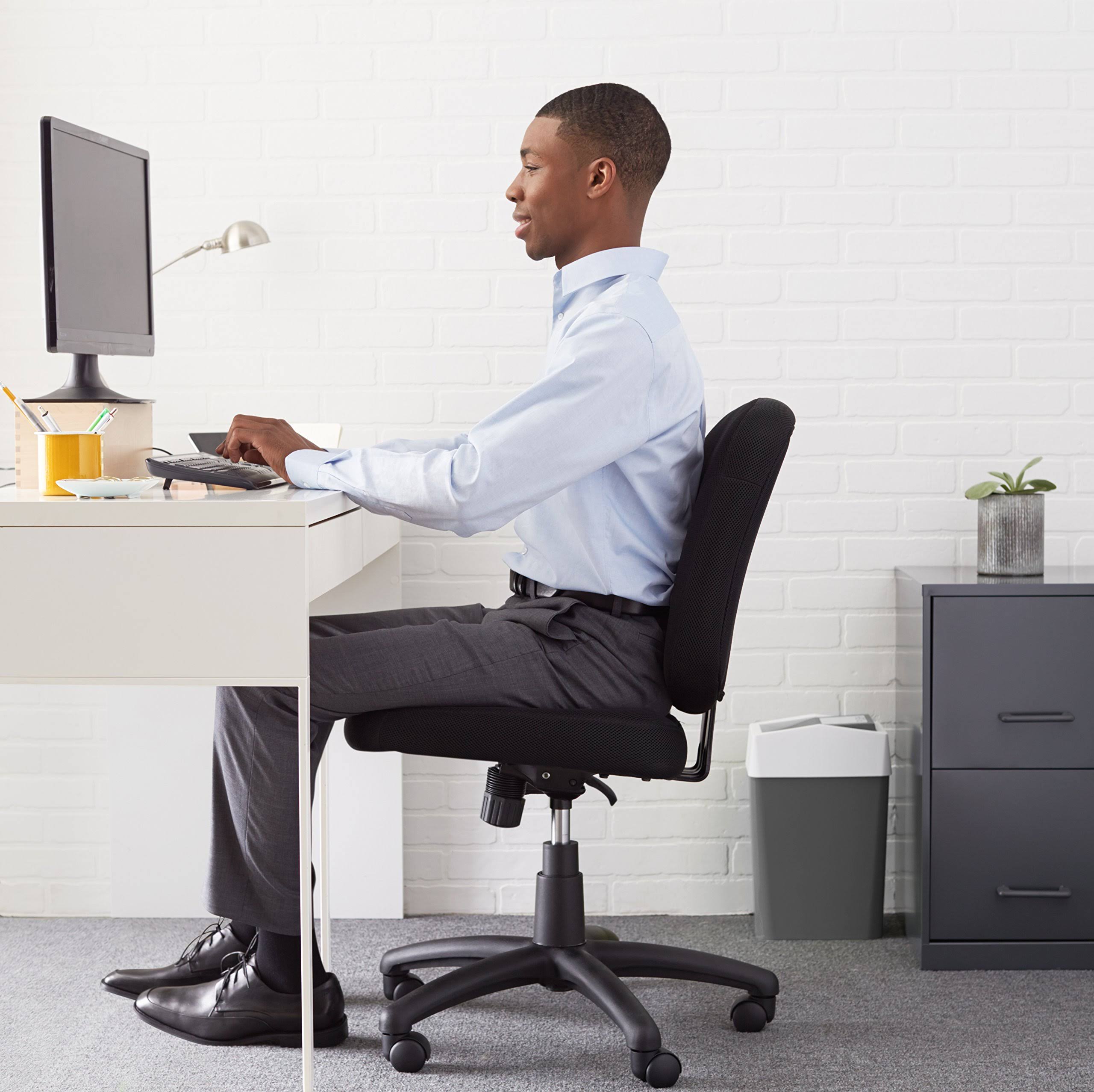 Low-Back Task Chair, Black F62858