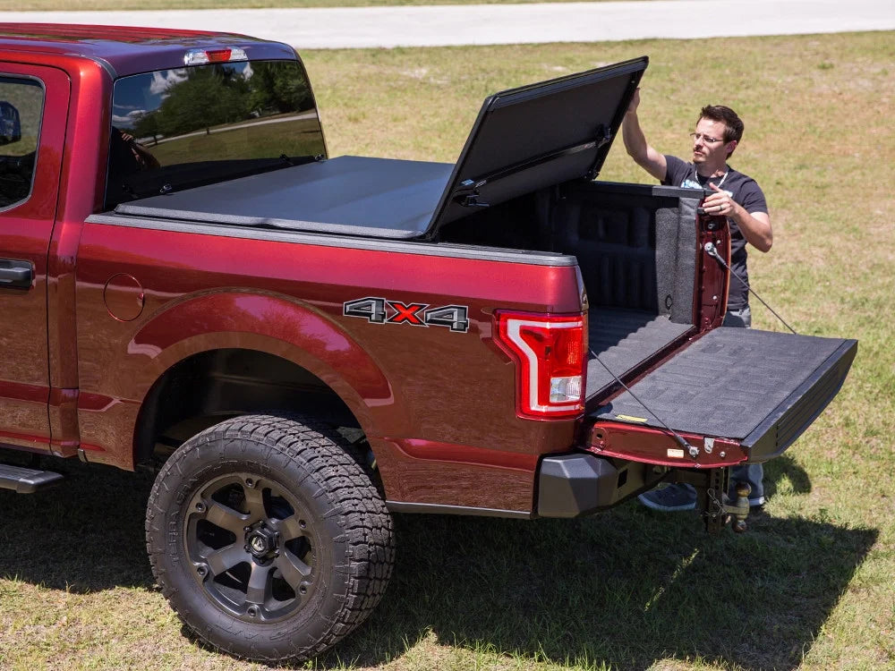 Tri-Fold Truck Bed Tonneau Cover F446