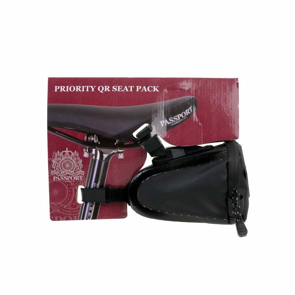 Satin Black Seat Pack I8113