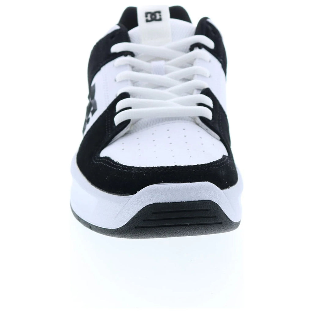 White/Black Skate Shoes W31617