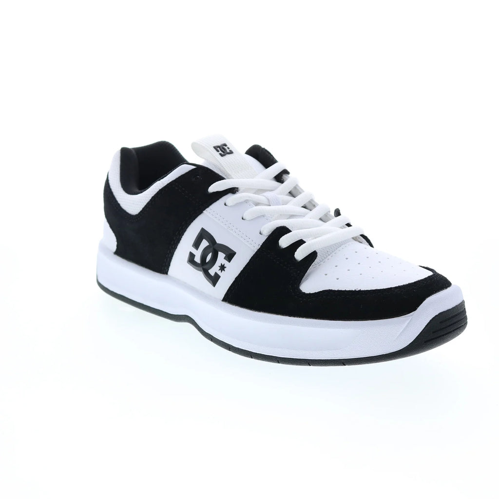 White/Black Skate Shoes W31617