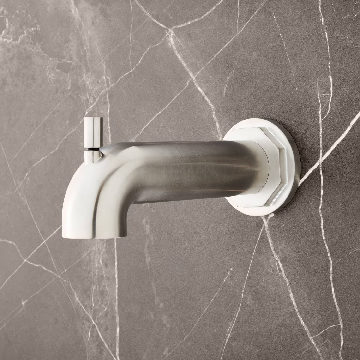Brushed Nickel Tub Spout with Diverter A935719