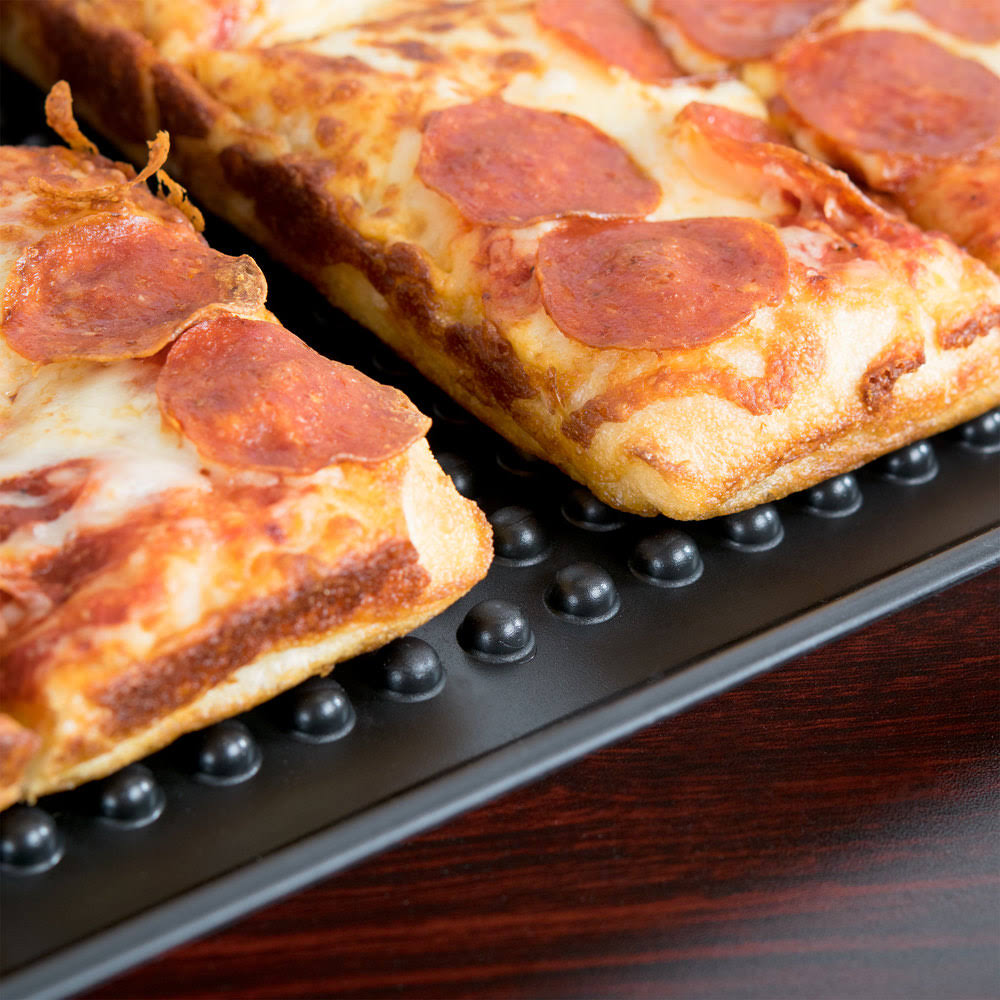 Charcoal Polypropylene Pizza Tray - 12/Case V9918