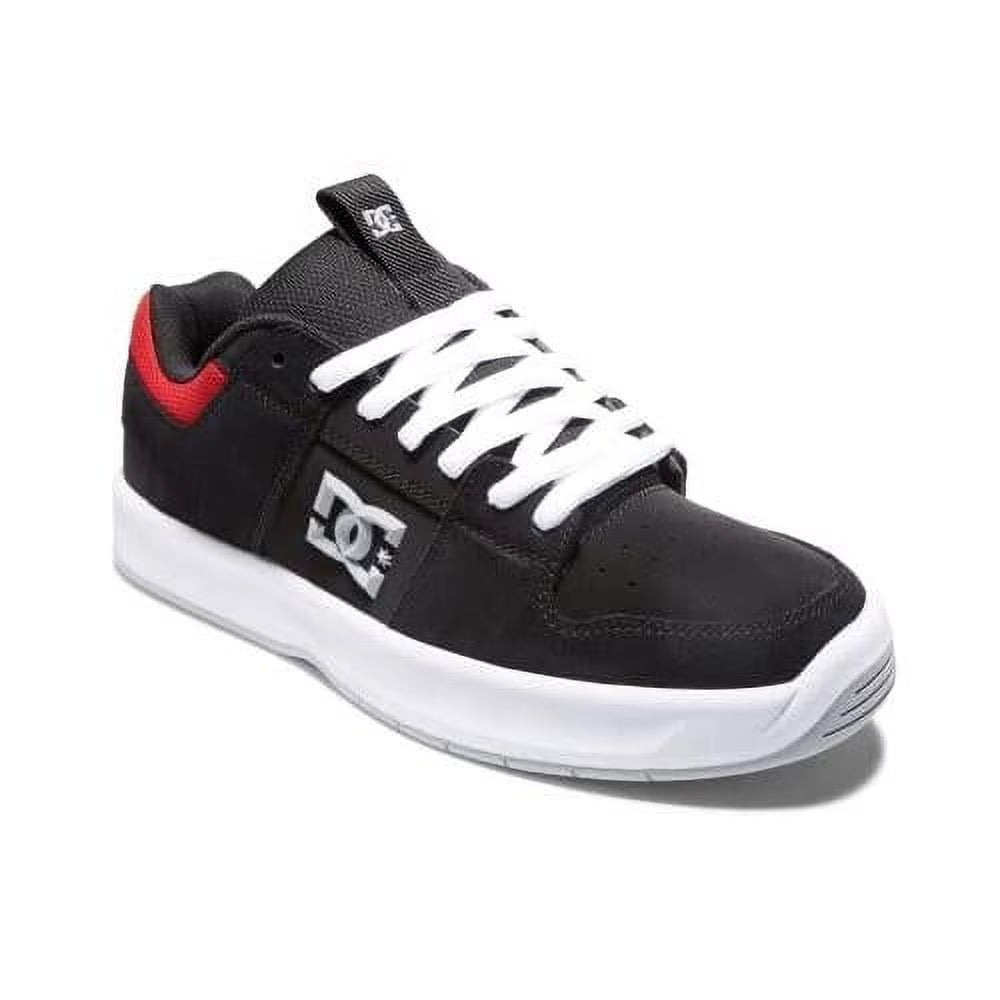 White/Black Skate Shoes W31617