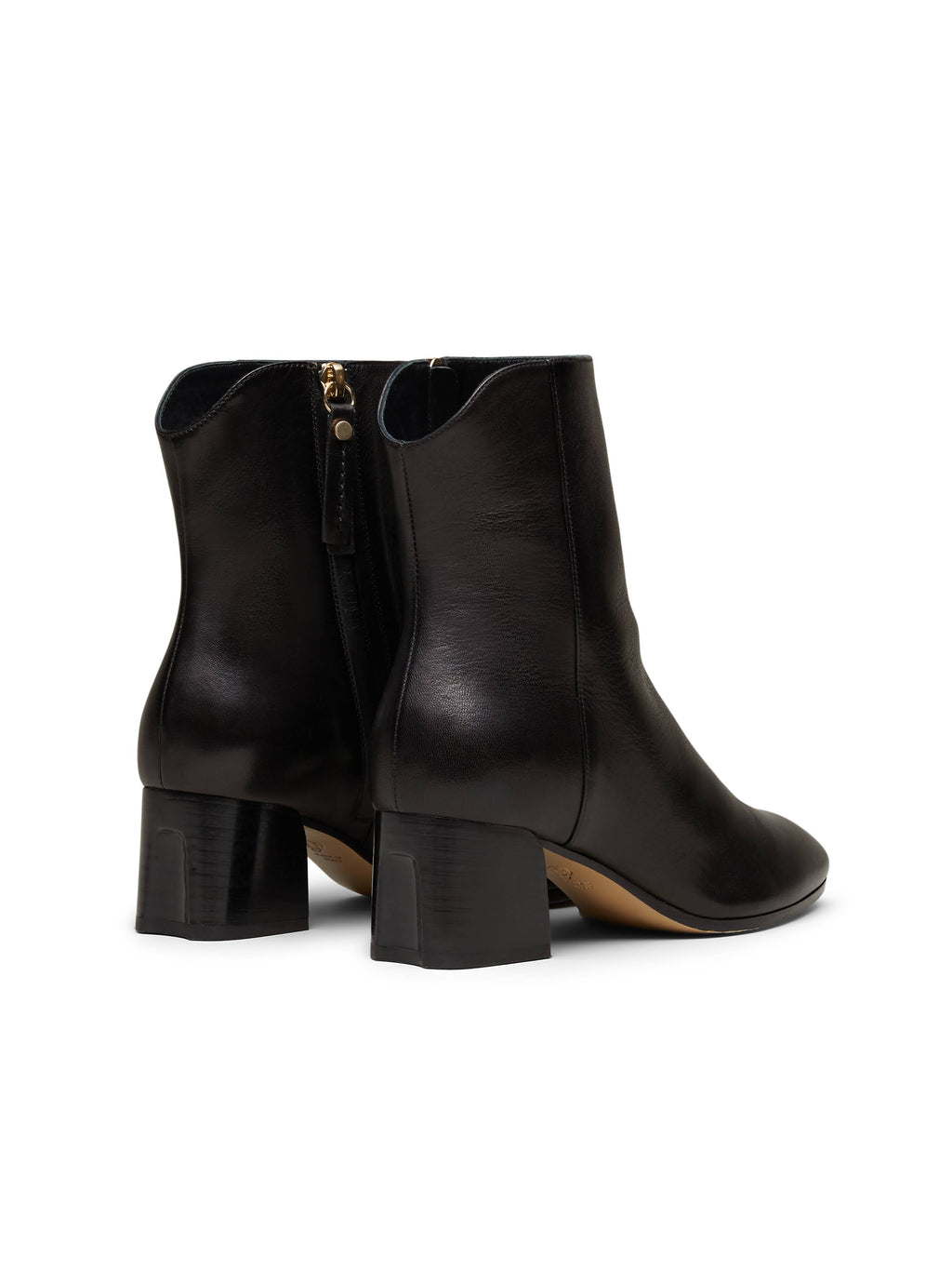 Black Leather Wrapped Heel Shoes B3512