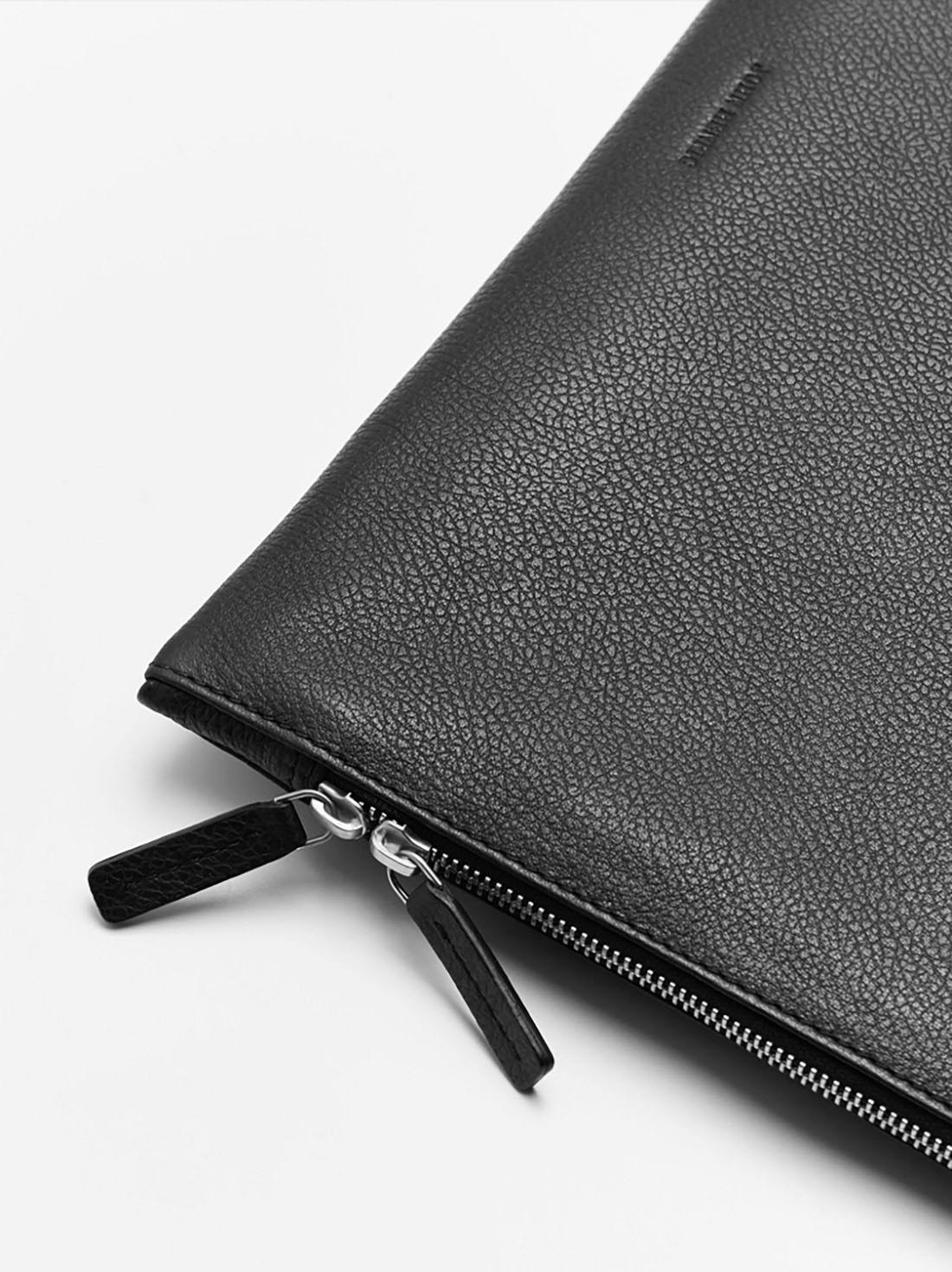 Black Laptop Case M7279