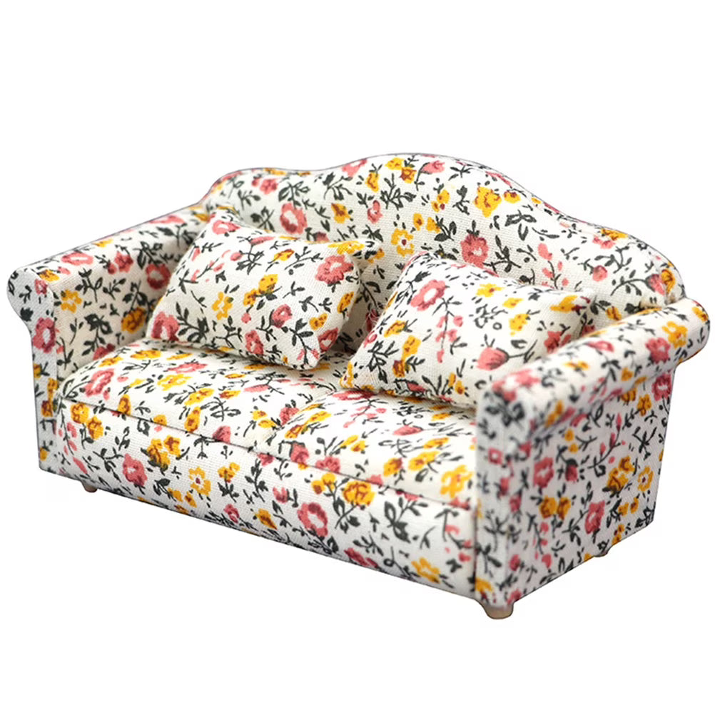 Miniature Dollhouse Couch with Pillow J879